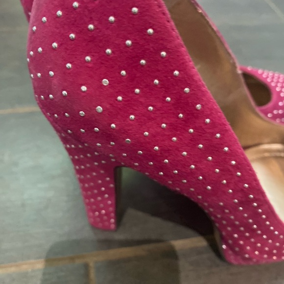 BCBGeneration  heels - Picture 4 of 5